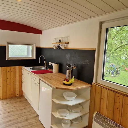 Alter Schaustellerwagen *