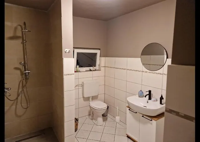 Alter Schaustellerwagen Camping *